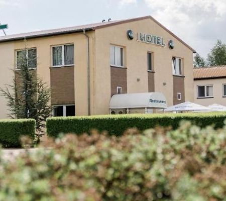 Hotel Falkenhagen Pritzwalk Exterior photo